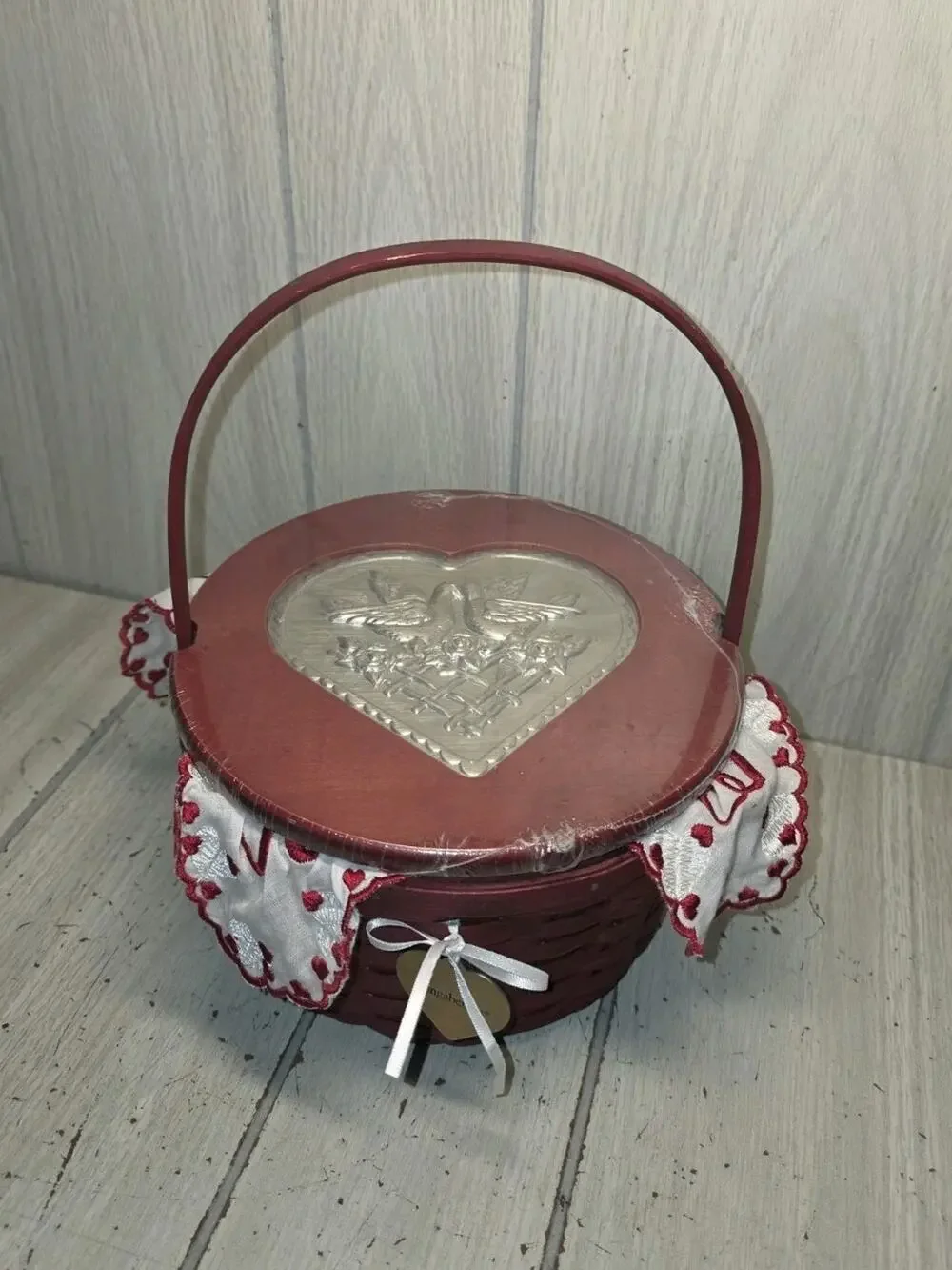 Vtg 2005 Longaberger Be My Valentine Basket Red Liner Sweetheart Doves Lid